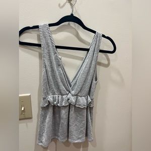 Gray and white tank, small